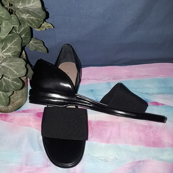 NWOT Cabin Creek Black Shoes - Picture 4 of 6